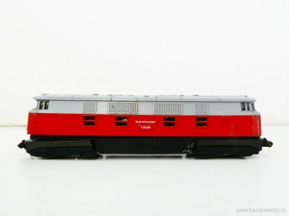 N PIKO Dieselová lokomotiva V 180 006 DR PĚKNÝ STAV
