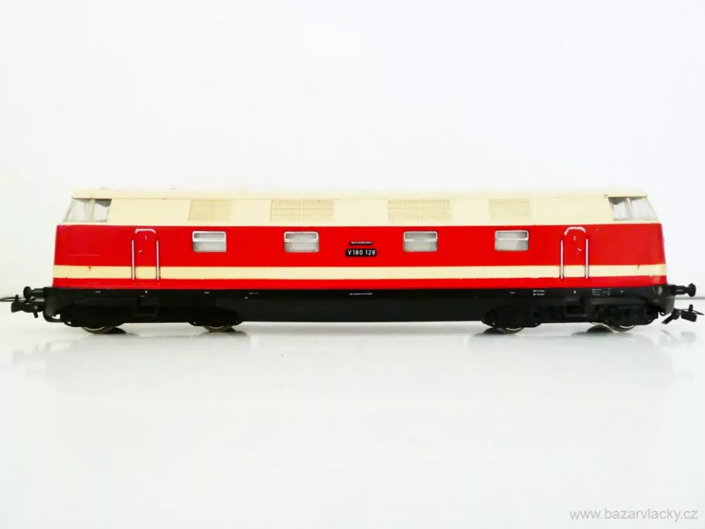 H0 GÜTZOLD - Dieselová lokomotiva V 180 128 DR PĚKNÝ STAV