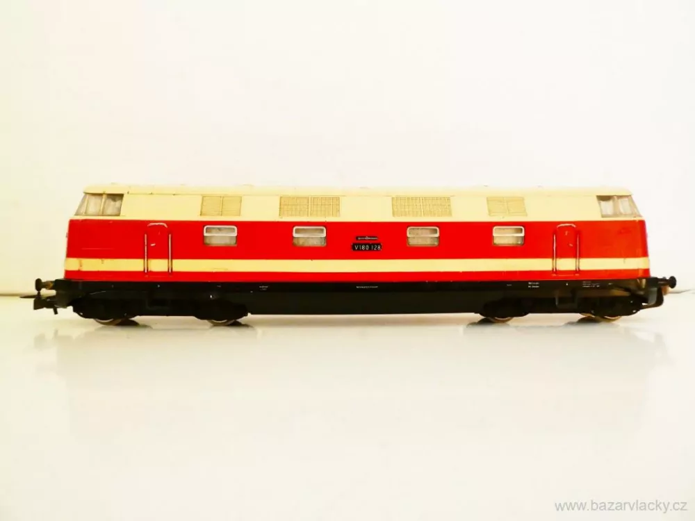 H0 GÜTZOLD Dieselová lokomotiva BR 180 128 DR PĚKNÝ STAV
