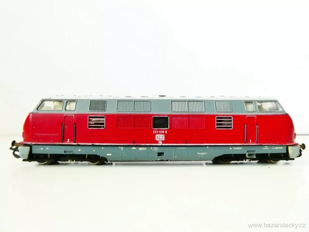 TT BTTB Dieselová lokomotiva BR 221 139-9 DB