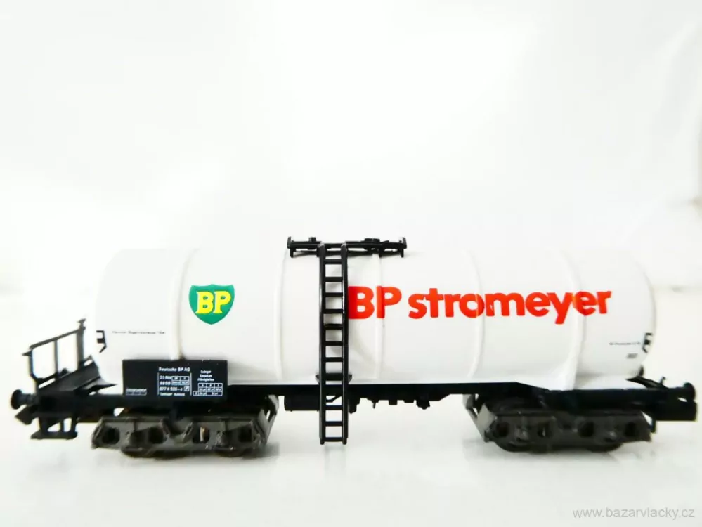 N FLEISCHMANN 8484 K Cisternový vůz BP stromeyer 21 80 077 4 526-6 [P] DB TOP STAV NEPOUŽITÝ v krabičce 