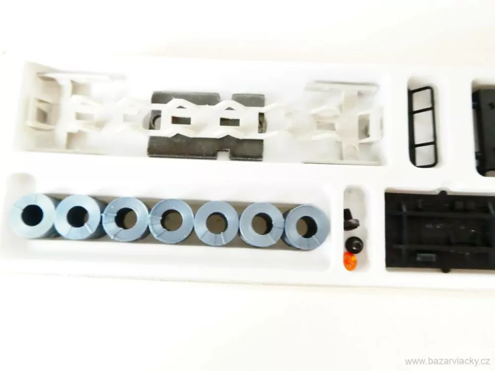 N ARNOLD 4962 - RARITA!! STAVEBNICE Plošinový vůz 4-osý s nákladem válců 397 1 945-5 DB TOP STAV NEPOUŽITÁ 