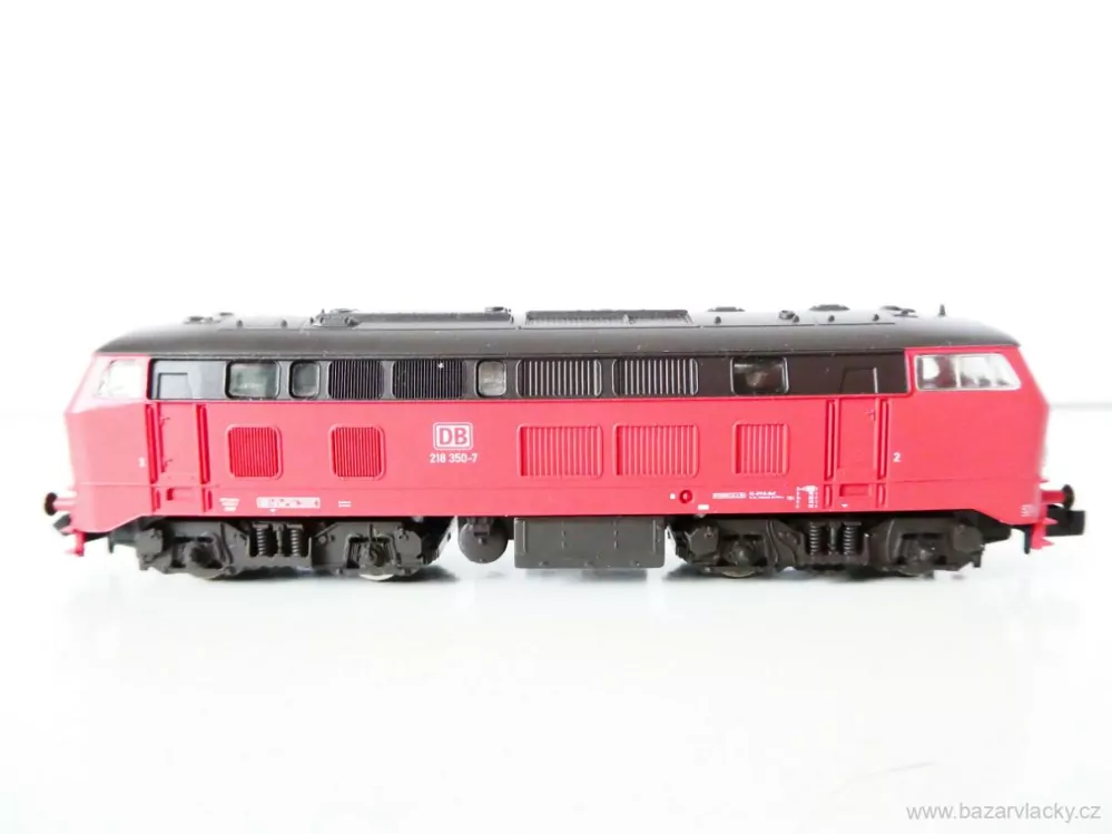 N FLEISCHMANN 9396-1 Dieselová lokomotiva BR 30 80 593 7 021-0 DB AG OSVĚTLENÁ TOP STAV NEPOUŽITÁ