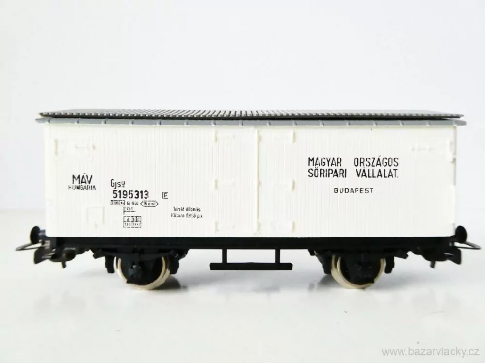 H0 PIKO Chladírenský vůz 5195313 MAV