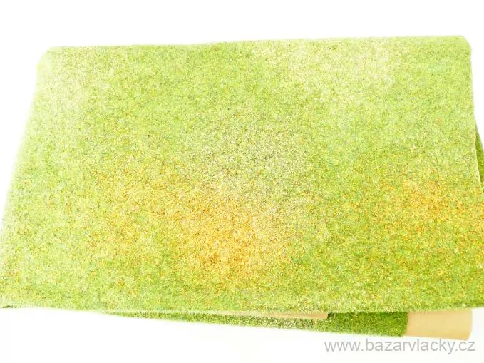 Koberec trávníkový světle zelený 102 x 55 cm NEPOUŽITÝ