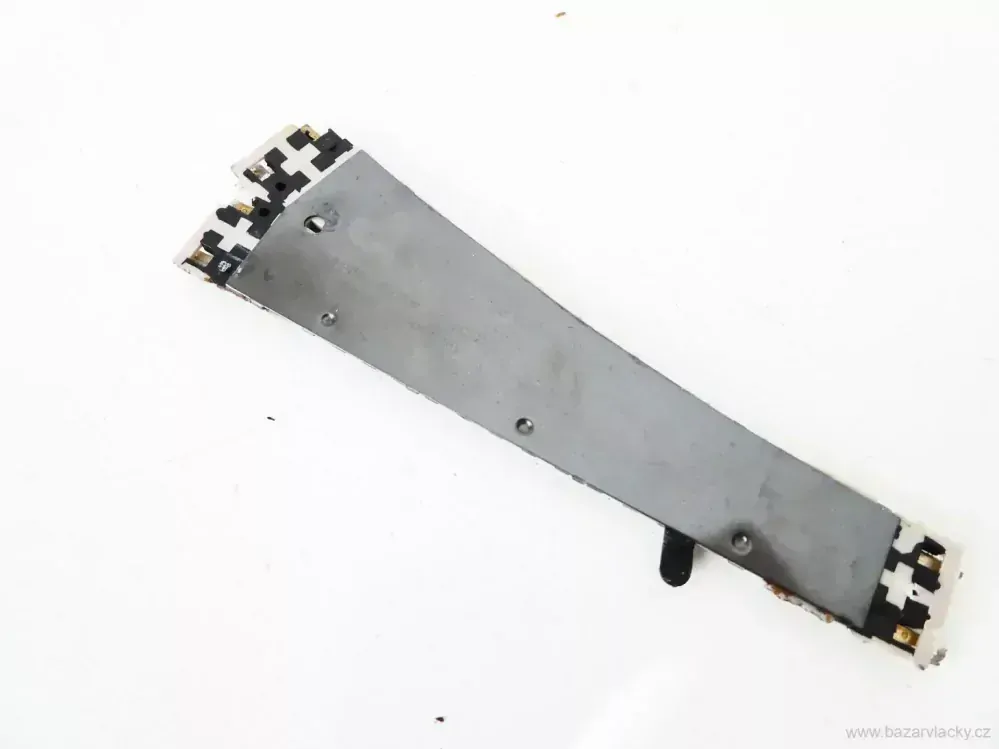 N FLEISCHMANN piccolo 9178 L (s uložením) oblouková výhybka 111 mm s ručním přestavníkem