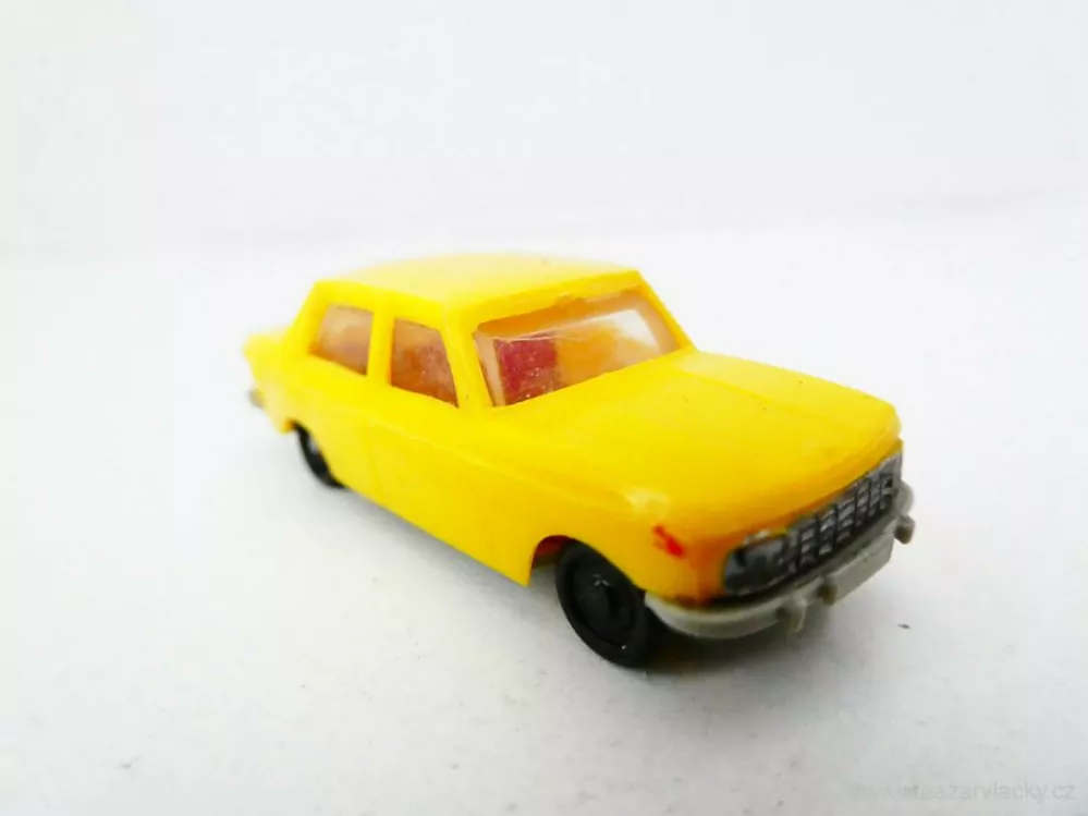 H0 Osobní automobil Wartburg 353 žlutá PĚKNÝ STAV