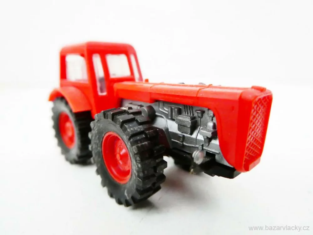 H0 Traktor červený
