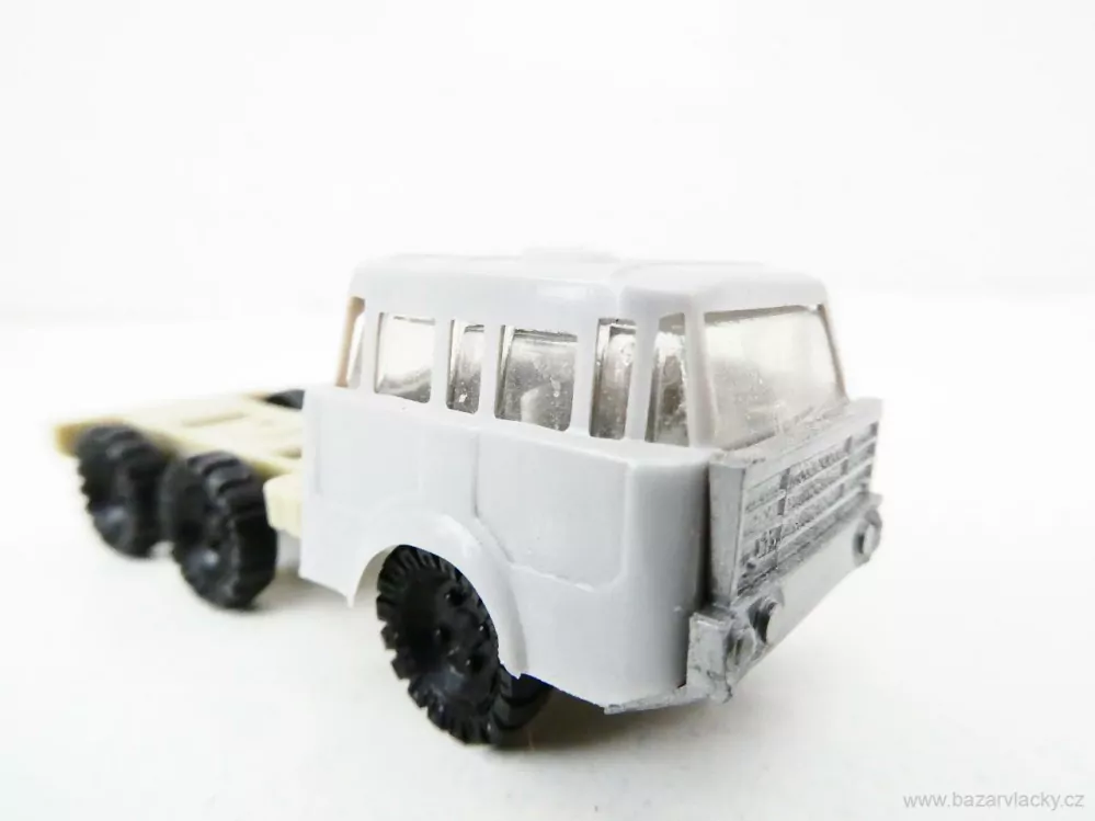 TT Nákladní automobil TATRA 81366 tahač PĚKNÝ STAV