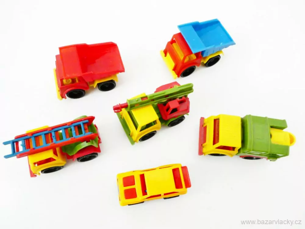 SET 6 ks Nákladní automobil 5x a osobní automobil 1x PĚKNÝ STAV
