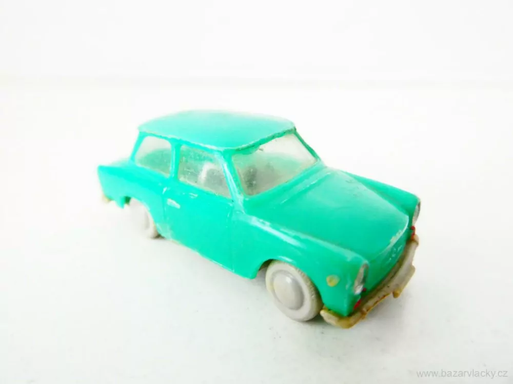 H0 Osobní automobil Trabant 601 zelený