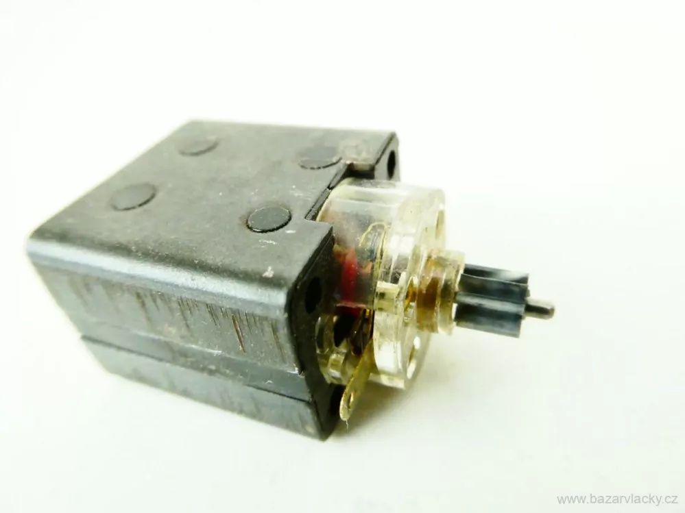 Motor do lokomotivy