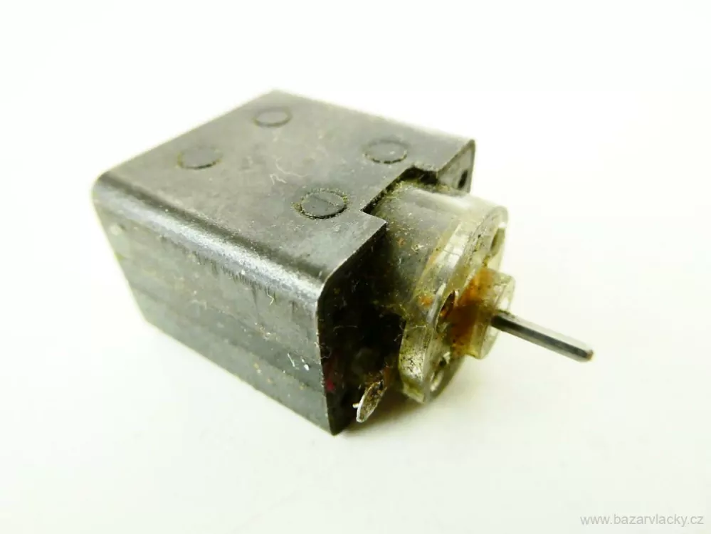 Motor do lokomotivy 
