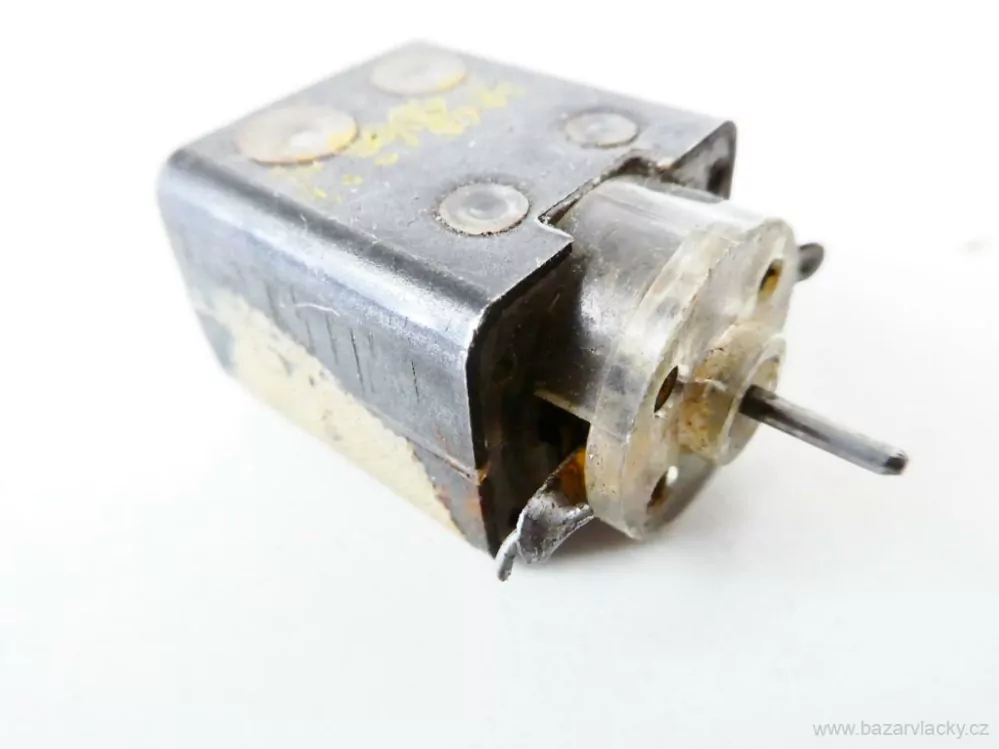 Motor do lokomotivy 
