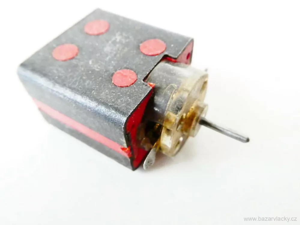 Motor do lokomotivy 