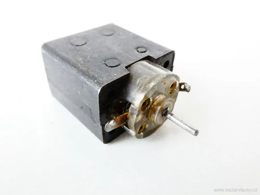 Motor do lokomotivy 