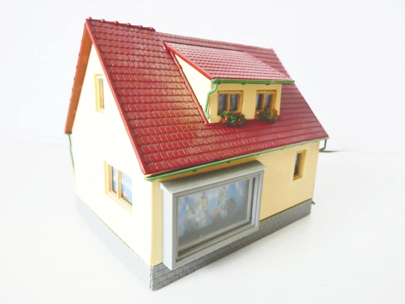 TT Rodinný dům s balkónem