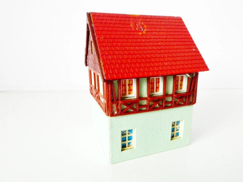 TT Hrázděný patrový dům s obchodem