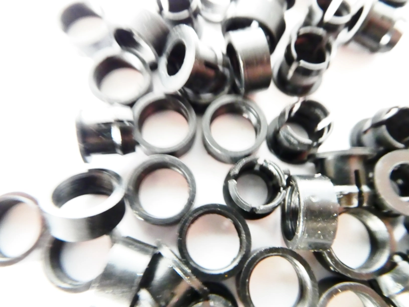 SET 55 ks Plastové matky a zarážky 