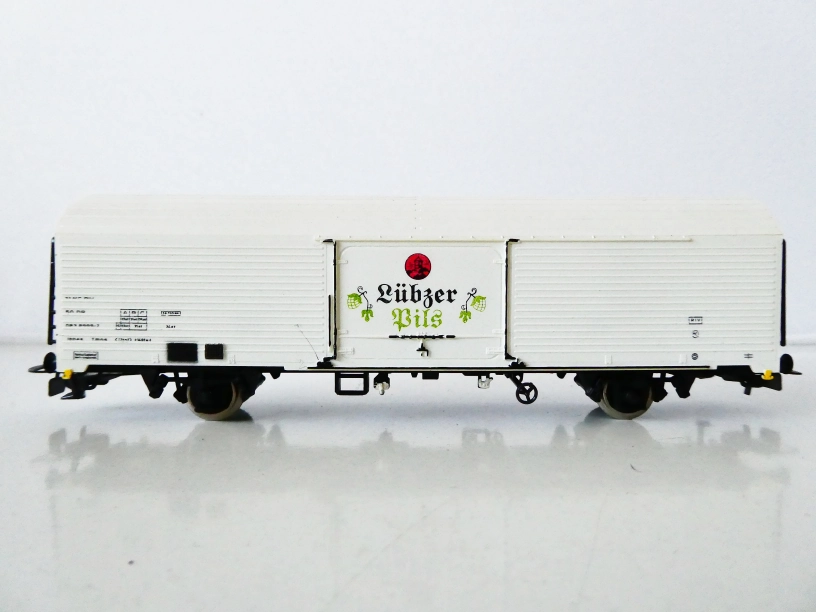 H0 PIKO Chladírenský vůz pivo Lübzer Pils DB TOP STAV NEPOUŽITÝ