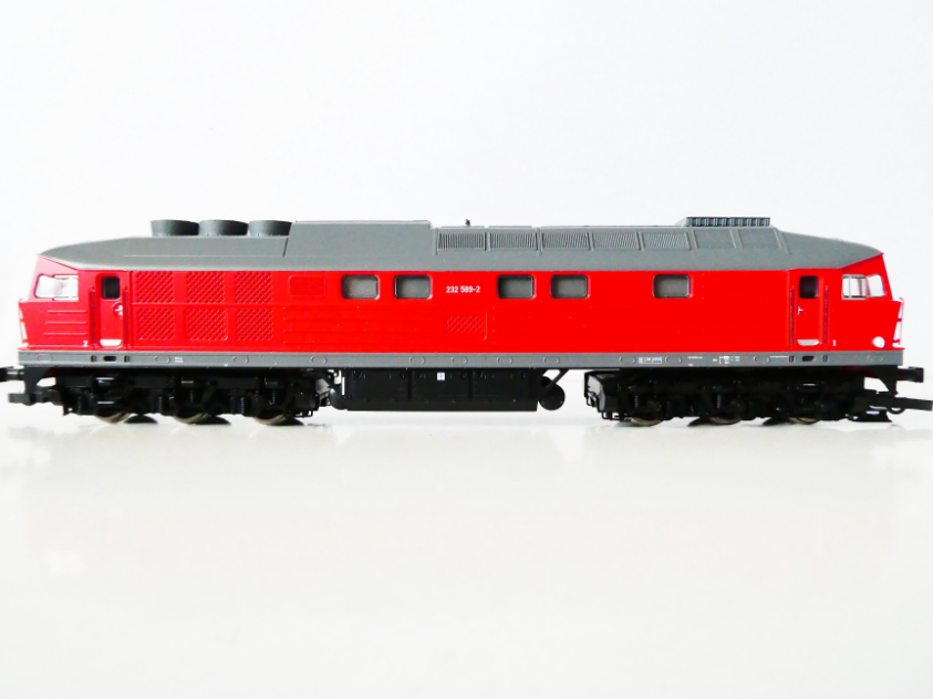 H0 ROCO 63913 - Dieselová lokomotiva BR 232 589-2 DB-AG