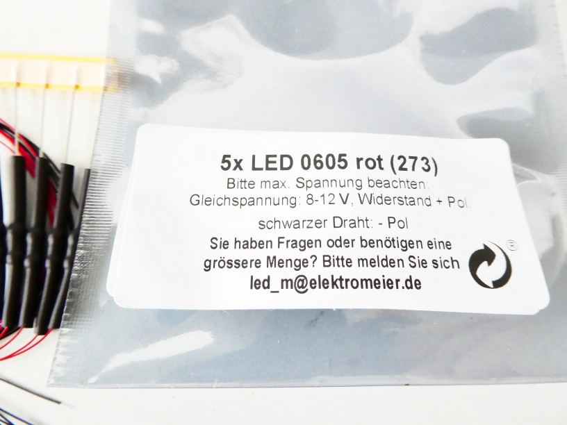 SET 5 ks LED 0605 červená 8-12V, včetně drátu a odporového rezistoru TOP STAV NEPOUŽITÉ