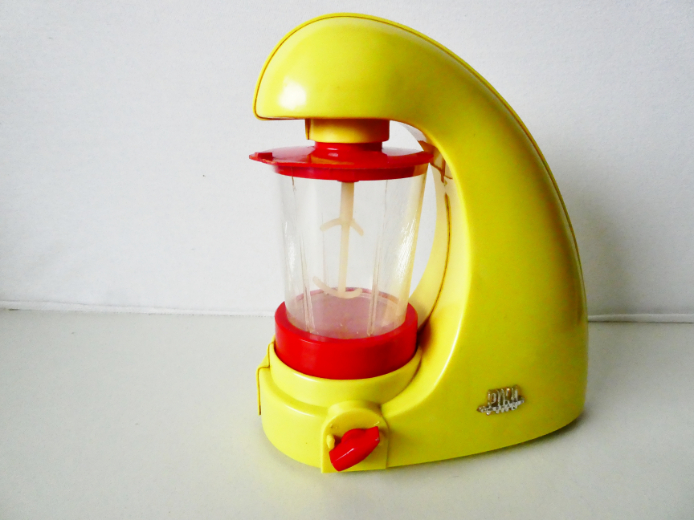 Hračka PIKO 5005 Mixér na nápoje PRO SBĚRATELE I DĚTI Pěkný stav