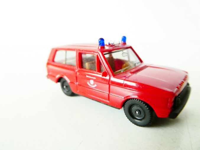 H0 HERPA Požární automobil RANGE ROVER TOP STAV NEPOUŽITÝ