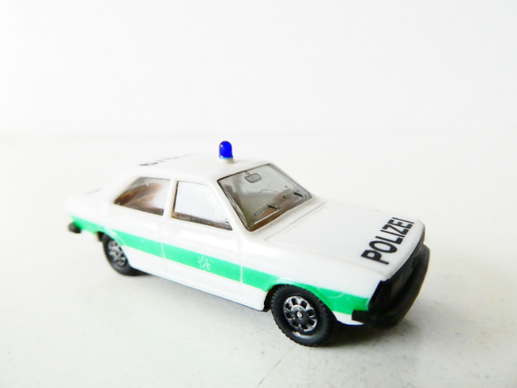 H0 HERPA Policejní osobní automobil Audi 80 GTE TOP STAV NEPOUŽITÝ