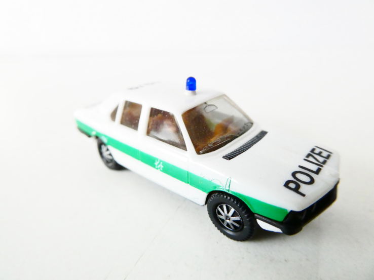 H0 HERPA Policejní osobní automobil BMW 528i TOP STAV NEPOUŽITÝ