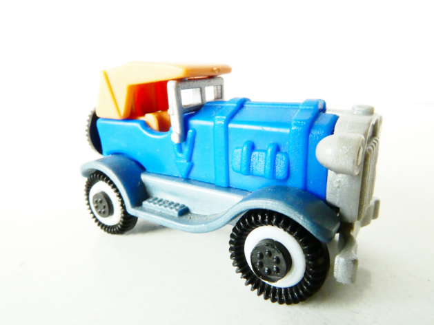 H0 Ferrero 1991  Osobní automobil veterán TOP STAV