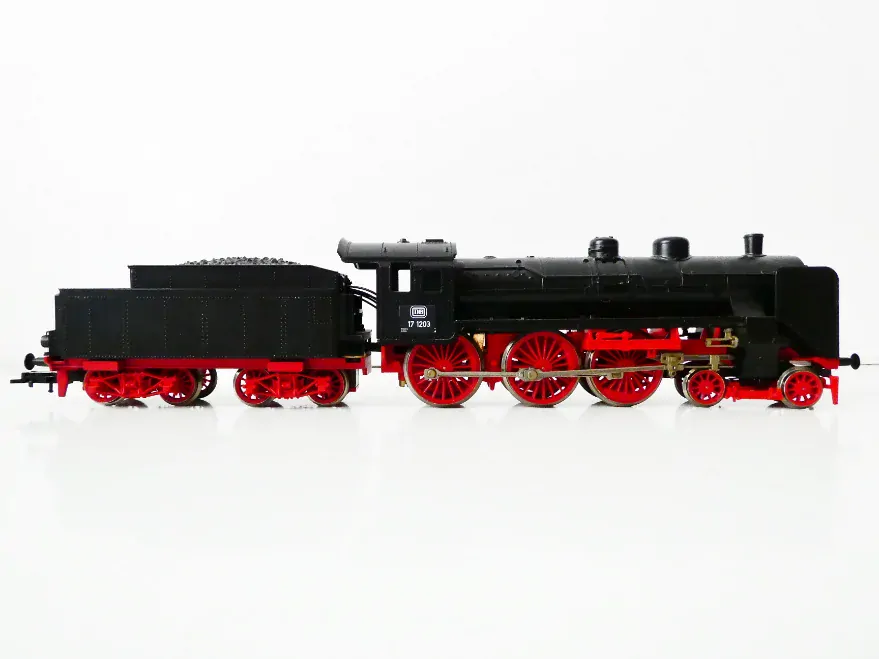 H0 ROCO 63336 Parní lokomotiva BR 17 1203 DB OSVĚTLENÁ TOP STAV NEPOUŽÍVANÁ