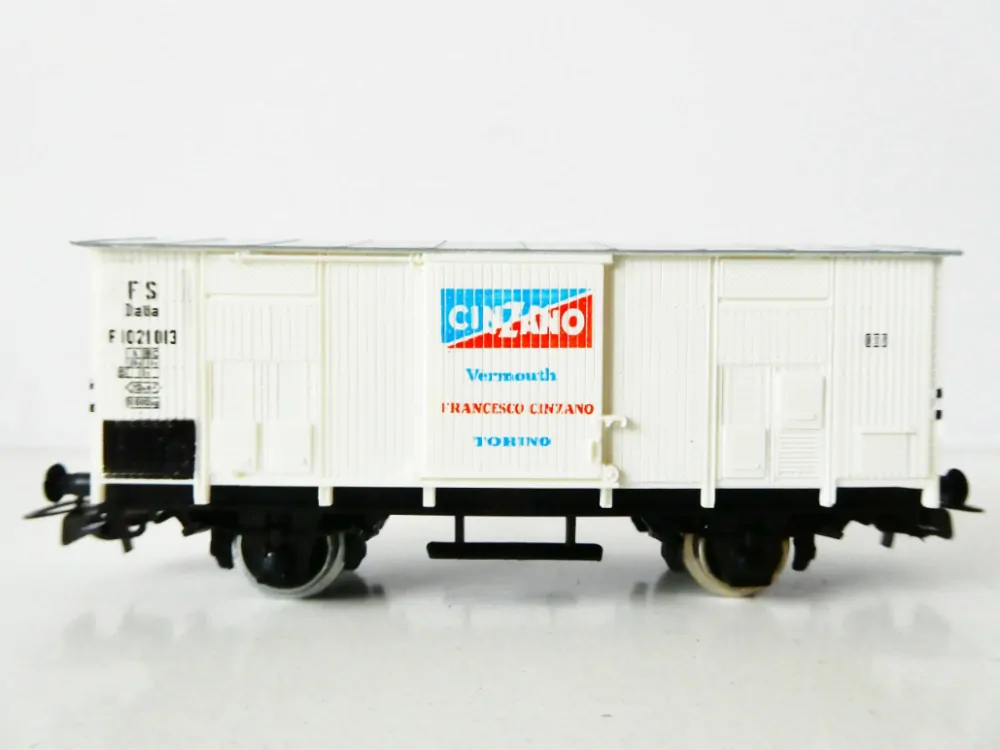 H0 PIKO - Chladírenský vůz FS Italia - CINZANO TOP STAV NEPOUŽITÝ v krabičce