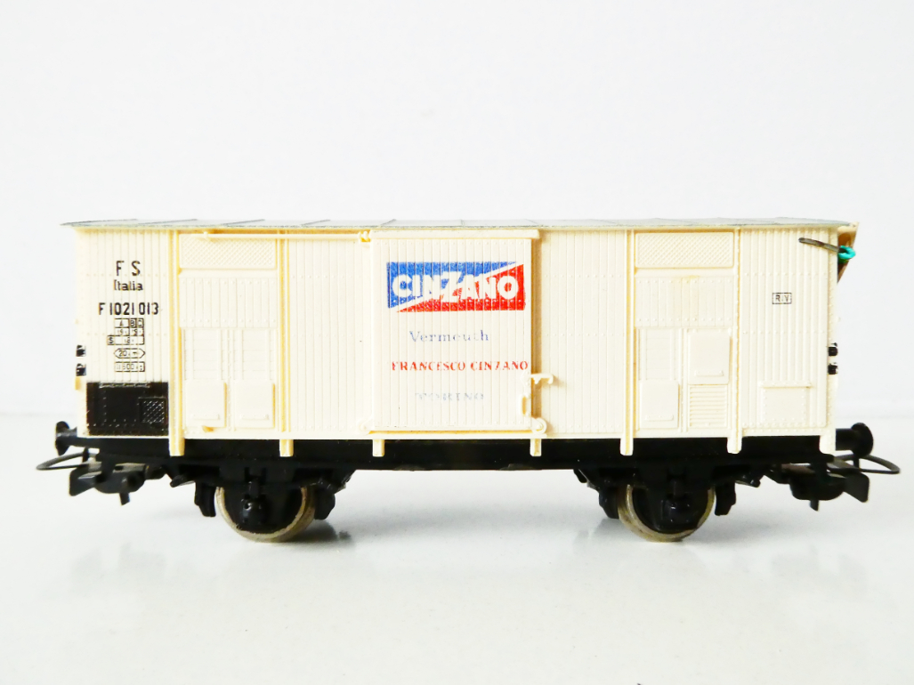 H0 PIKO - Chladírenský vůz FS Italia - CINZANO 