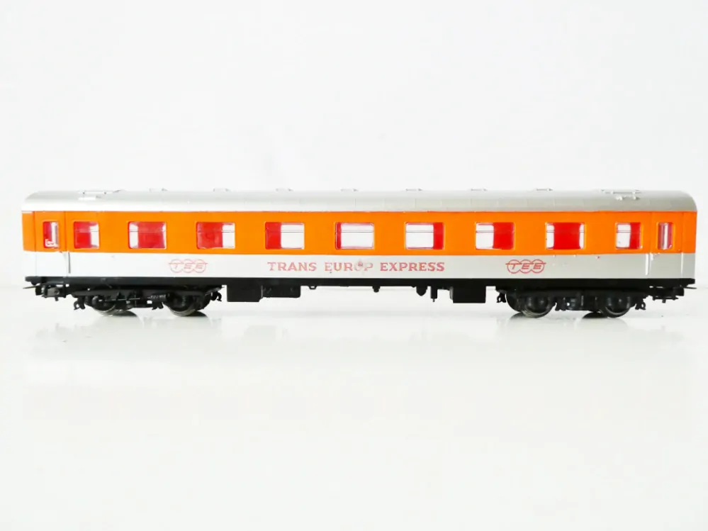 H0 PIKO - Osobní rychlíkový vůz TRANS EUROP EXPRESS TEE PĚKNÝ STAV