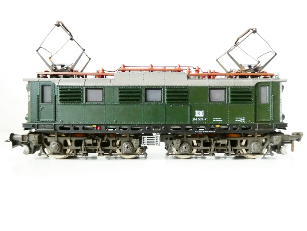 H0 ROCO 4160 Elektrická lokomotiva BR 144 509-7 DB OSVĚTLENÁ TOP STAV NEPOUŽÍVANÁ v krabičce