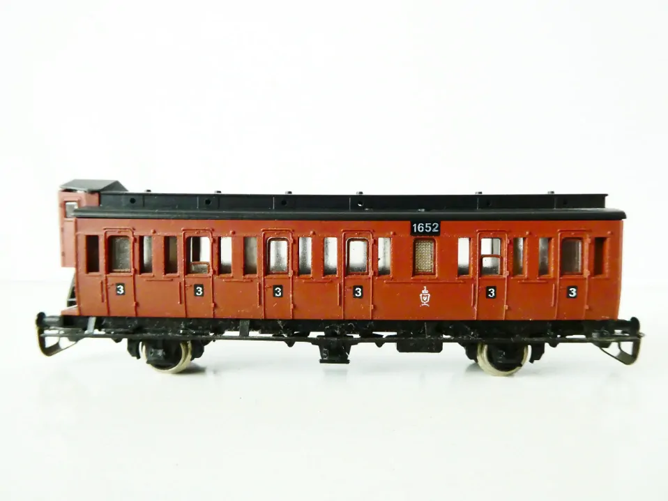 TT BTTB Osobní vůz s budkou brzdaře 3. tř. KPEV 1652