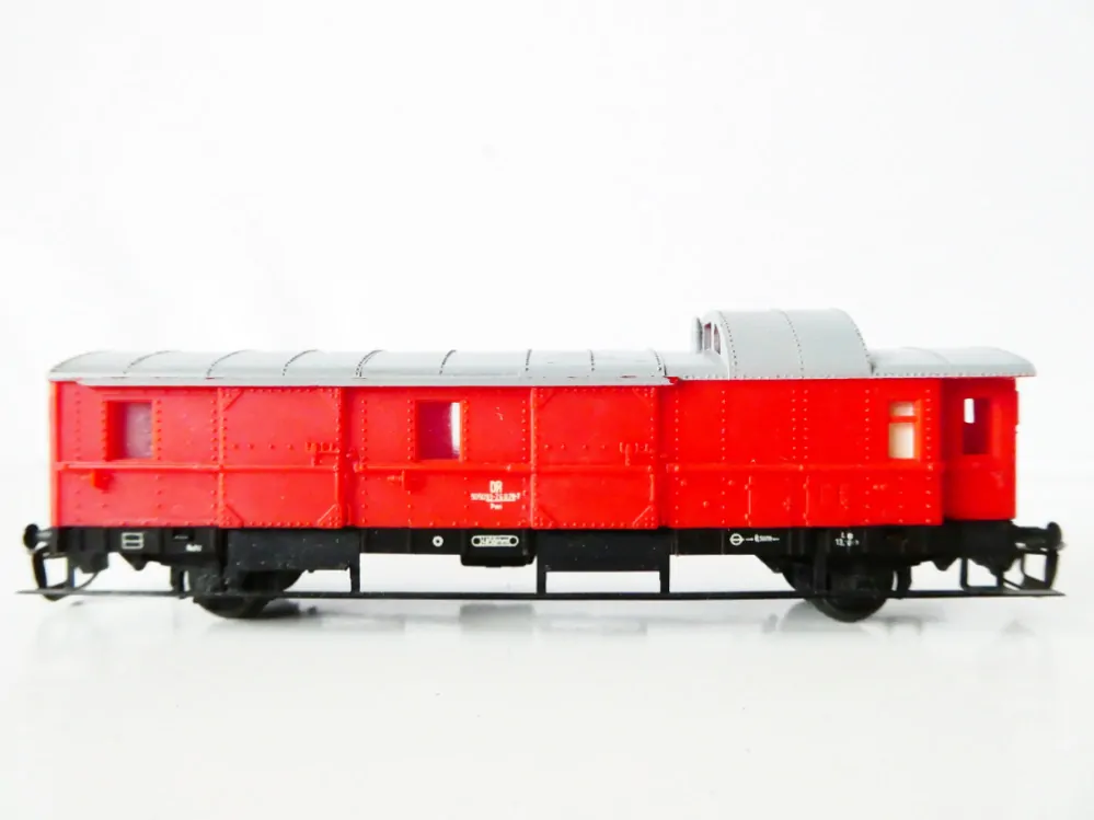 TT BTTB Služební zavazadlový vůz 50 50 93 DR červený PĚKNÝ STAV