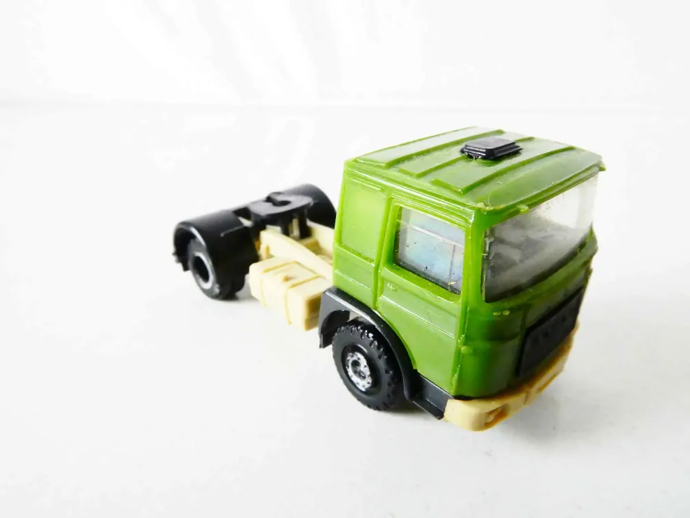 TT Nákladní automobil ROMAN - tahač