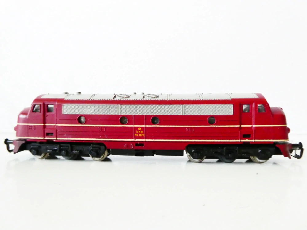 TT VEB PSV/BTTB Dieselová lokomotiva Nohab My 1125 DSB OSVĚTLENÁ TOP STAV NEPOUŽÍVANÁ z vitríny