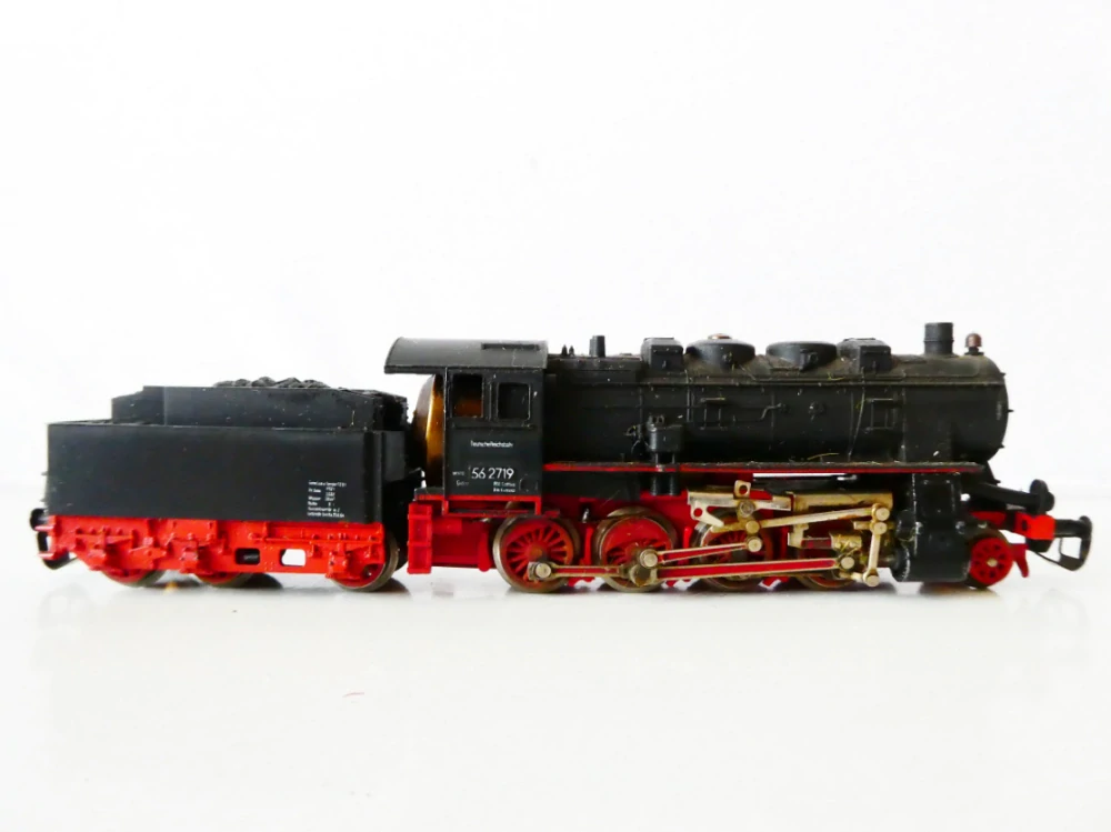 TT BTTB Parní lokomotiva BR 56 2719 s tendrem DR OSVĚTLENÁ PĚKNÝ STAV