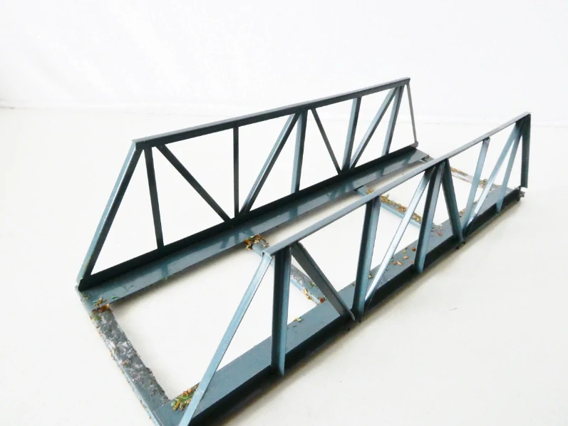H0 Železniční most kovový 18 x 6,5 x 4,5 cm v krabici