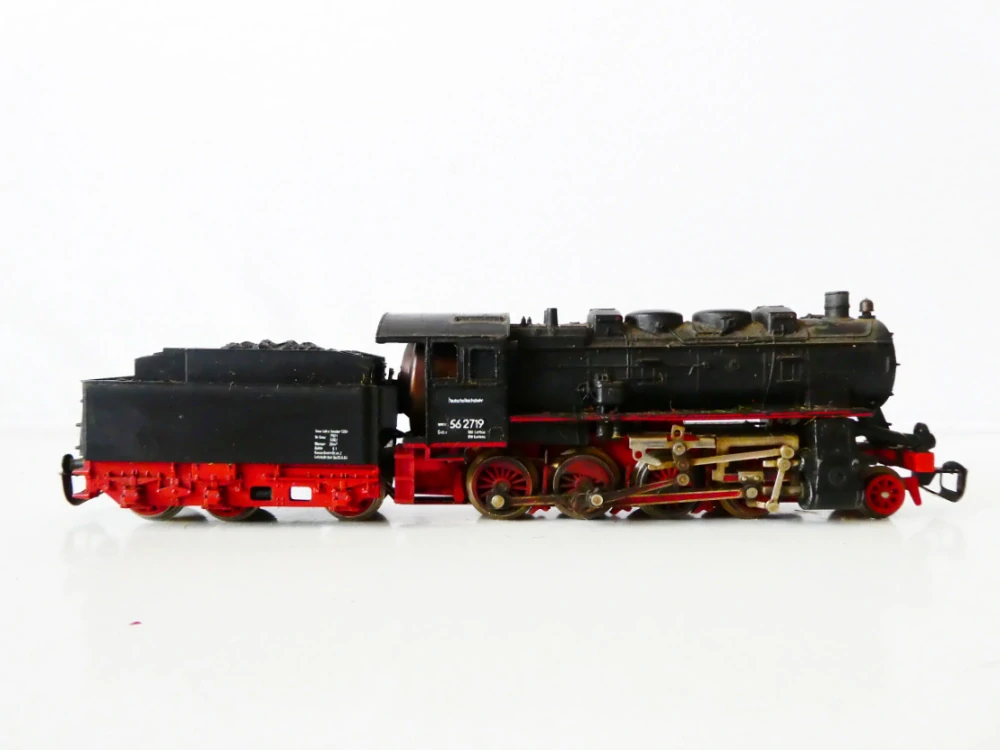 TT BTTB Parní lokomotiva BR 56 2719 s tendrem DR OSVĚTLENÁ NA OPRAVU (NEJEDE)