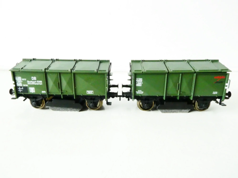 H0 Märklin 46010 Souprava dvou vozů na čištění kolejí DB (jubilejní edice) včetně 4 ks náhradních čistících nástavců TOP STAV