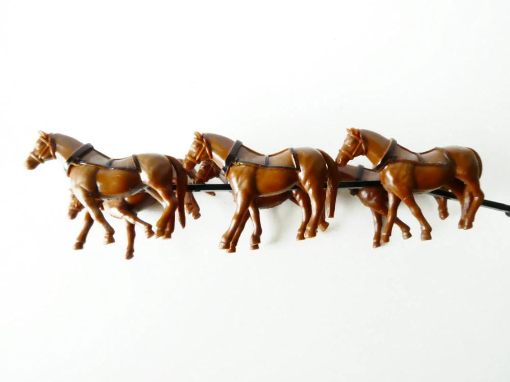 Koňské spřežení - výška koně 3,5 cm