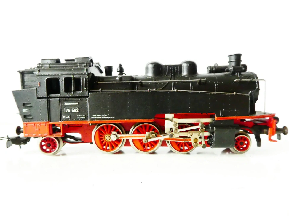 H0 GÜTZOLD Parní lokomotiva BR 75 582 DR NA SERVIS (JEDE, ale VRŽE)