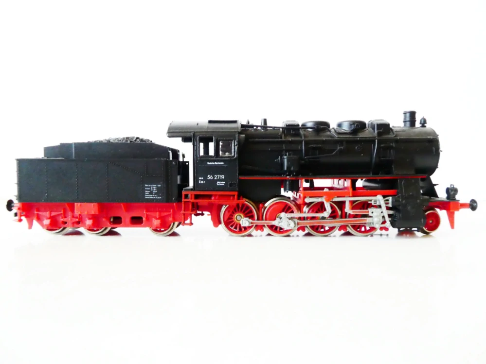 H0 PIKO Parní lokomotiva BR 56 2719 s tendrem OSVĚTLENÁ TOP STAV v krabičce s návodem