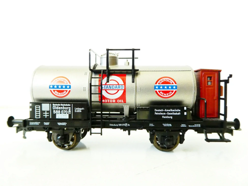 H0 FLEISCHMANN 5433 K Cisternový vůz STANDARD MOTOR OIL DAPOLIN BENZIN Oldenburg 588 070 DRG TOP STAV