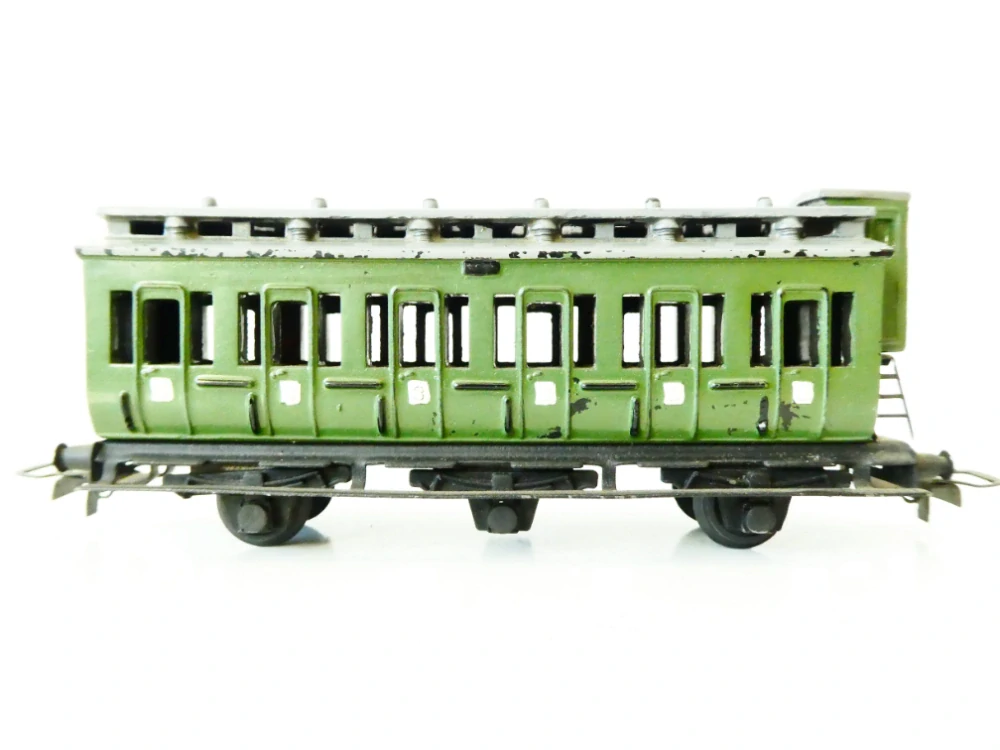 H0 PIKO Osobní vůz 3. třídy 3-osý s budkou brzdaře ANTIK