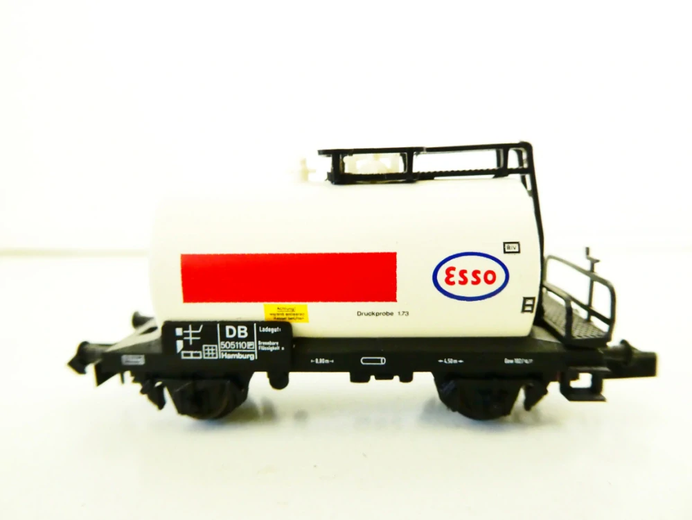 N ARNOLD 4331 Cisternový vůz Esso 505110 DB TOP STAV